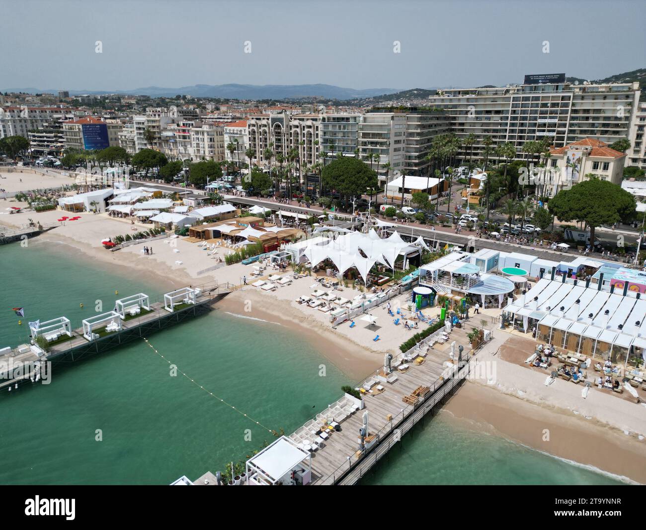 Drone Cannes Francia, spiaggia aerea ed evento Foto Stock