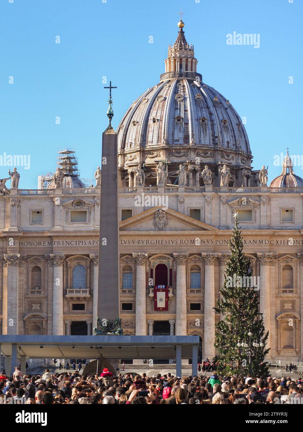 Santa messa in occasione del Santo Natale con il Papa Francesco in Vaticano, celebrata dal balcone di San La Basilica di San Pietro, San Peter's Square. Foto Stock