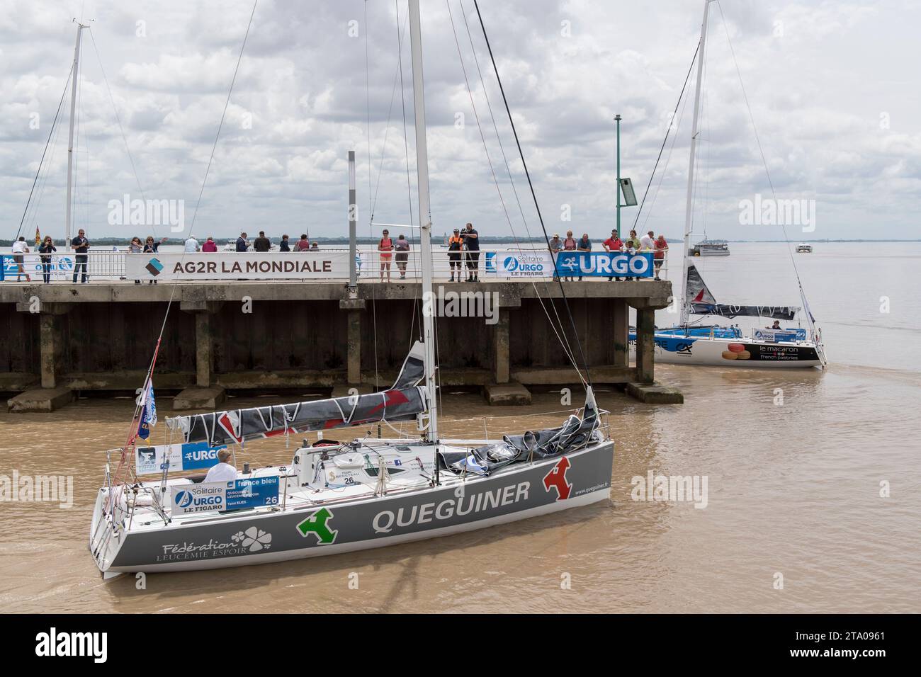 Yann ELIES (QUEGUINER LEUCEMIE ESPOIR) al via della regata a vela sul monoscafo monotype Beneteau 2, la Solitaire Urgo le Figaro, a Bordeaux, il 4 giugno 2017 - foto Olivier Blanchet / DPPI Foto Stock