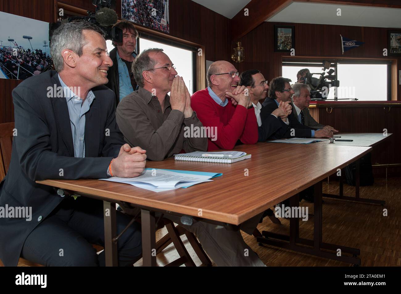 (Da L a R) David Bravis (Direttore Vendee Globe), Jacques Caraes (direzione gara), Denis Horeau (Direttore gara), Bruno Retailleau (presidente SAEM Vendee), durante la conferenza stampa del Vendee Globe 2016-2017 a Sables d'Olonne, Francia, il 17 marzo 2014. Foto Olivier Blanchet / DPPI Foto Stock