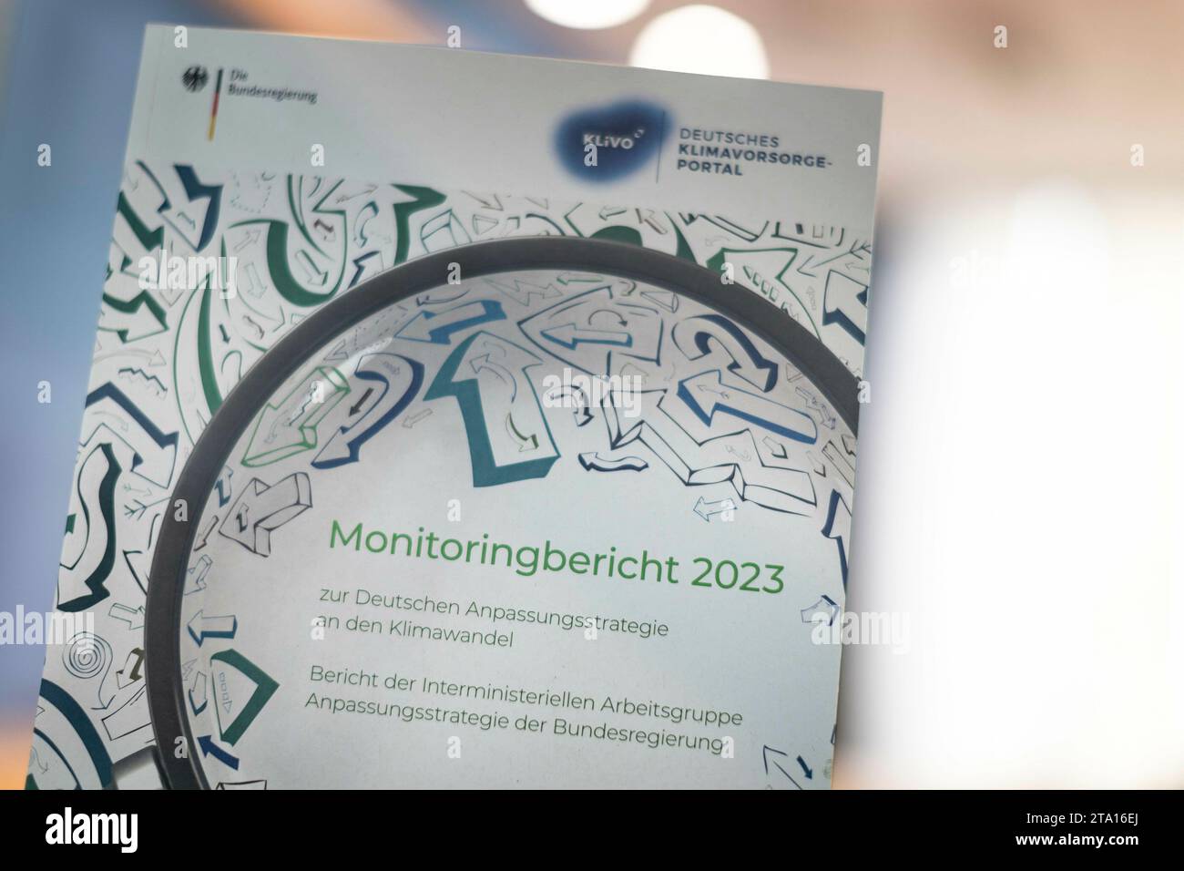 Berlino, Deutschland. 28 novembre 2023. Presentazione della nuova relazione di monitoraggio sulla strategia tedesca di adattamento al clima alla conferenza stampa federale di Berlino, 28 novembre 2023. Credito: dpa/Alamy Live News Foto Stock