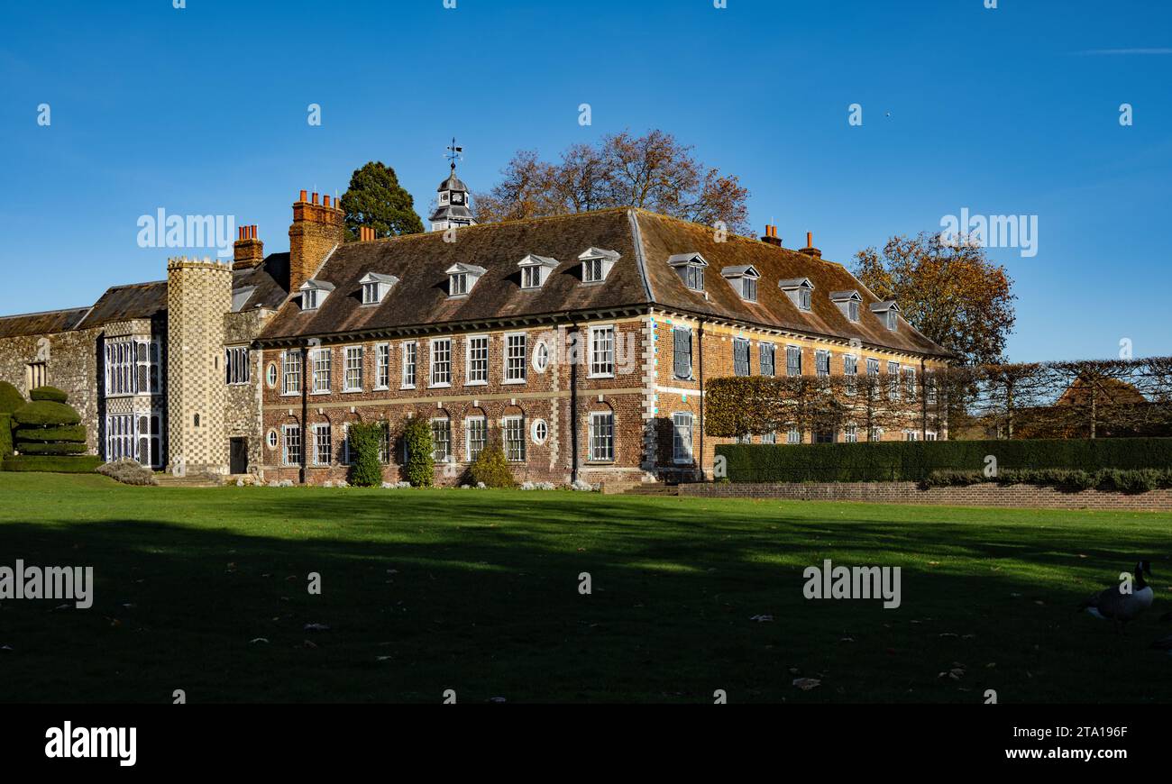 Hall Place in autunno, Bexley, Kent, Inghilterra Foto Stock Hall Place in autunno, Bexley, Kent, Inghilterra Foto Stock