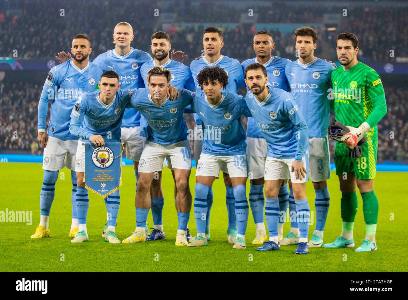 Manchester Citydurante la UEFA Champions League, gruppo G partita tra Manchester City e RB Lipsia all'Etihad Stadium di Manchester martedì 28 novembre 2023. (Foto: Mike Morese | mi News) crediti: MI News & Sport /Alamy Live News Foto Stock