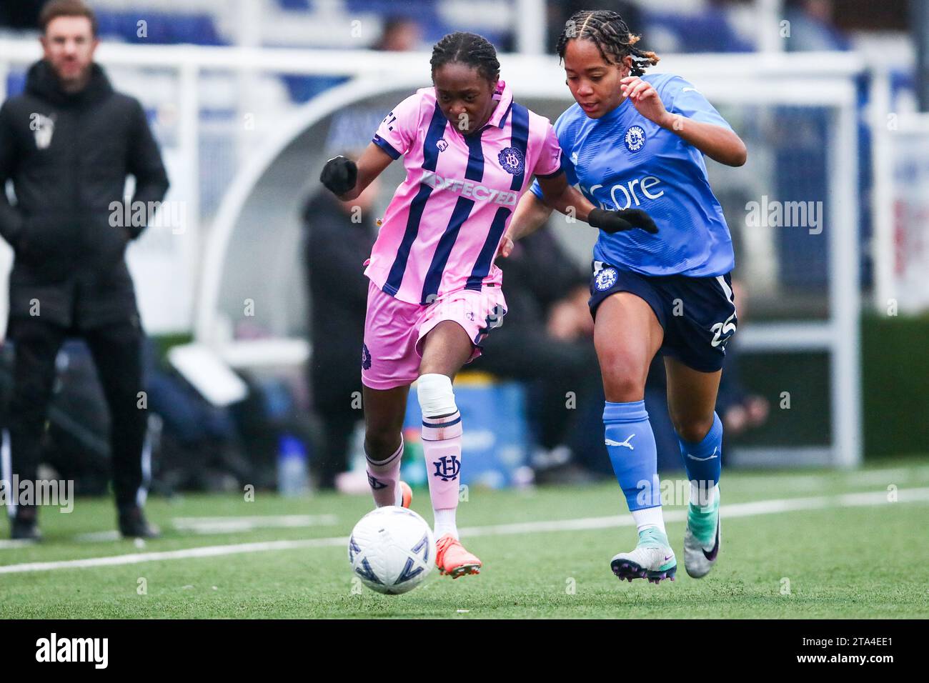 Azione durante il secondo turno della Adobe Women’s fa Cup contro il Billericay Town Foto Stock