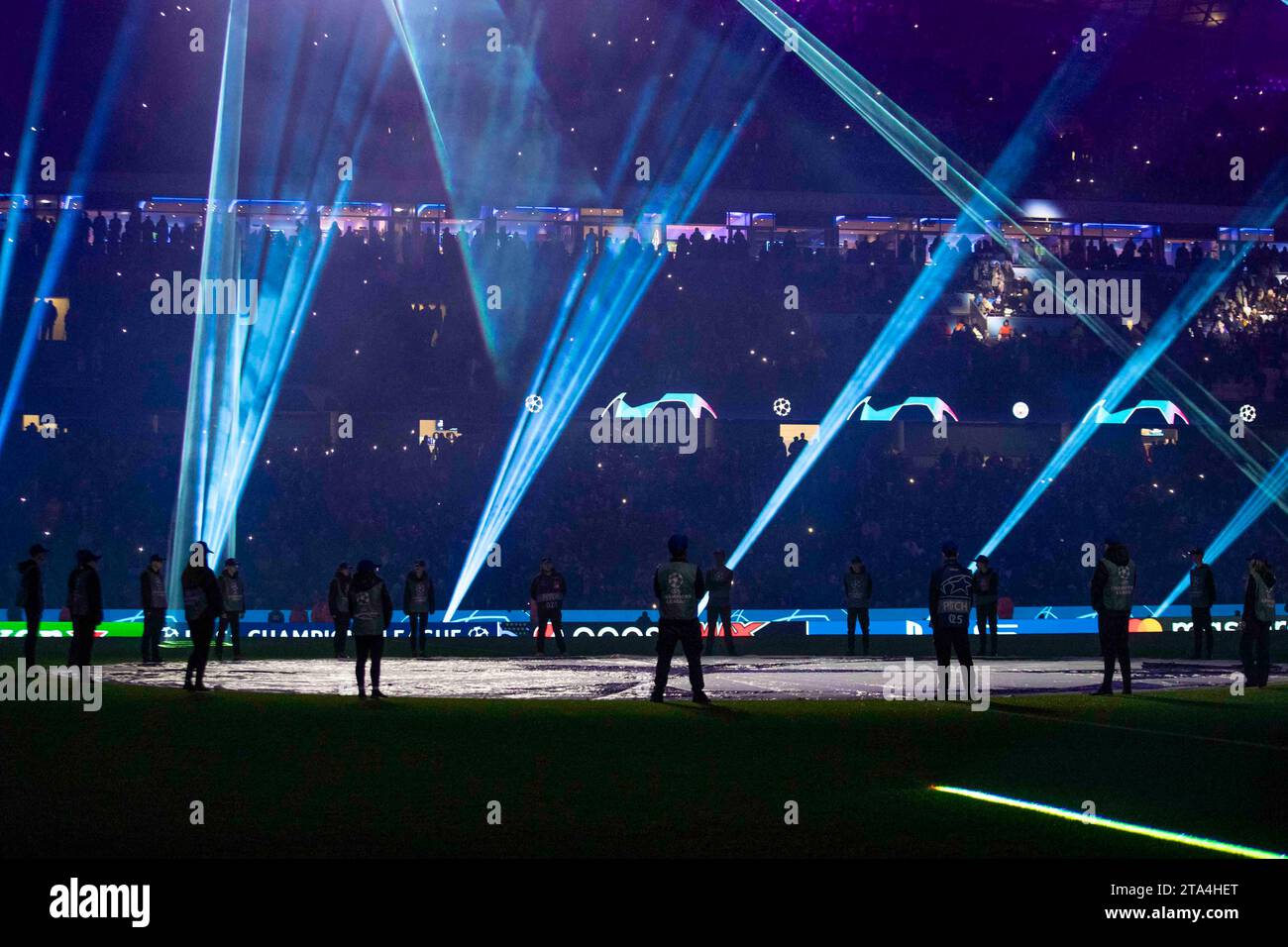 Durante la UEFA Champions League, il gruppo G partita tra Manchester City e RB Lipsia all'Etihad Stadium di Manchester martedì 28 novembre 2023. (Foto: Mike Morese | mi News) crediti: MI News & Sport /Alamy Live News Foto Stock