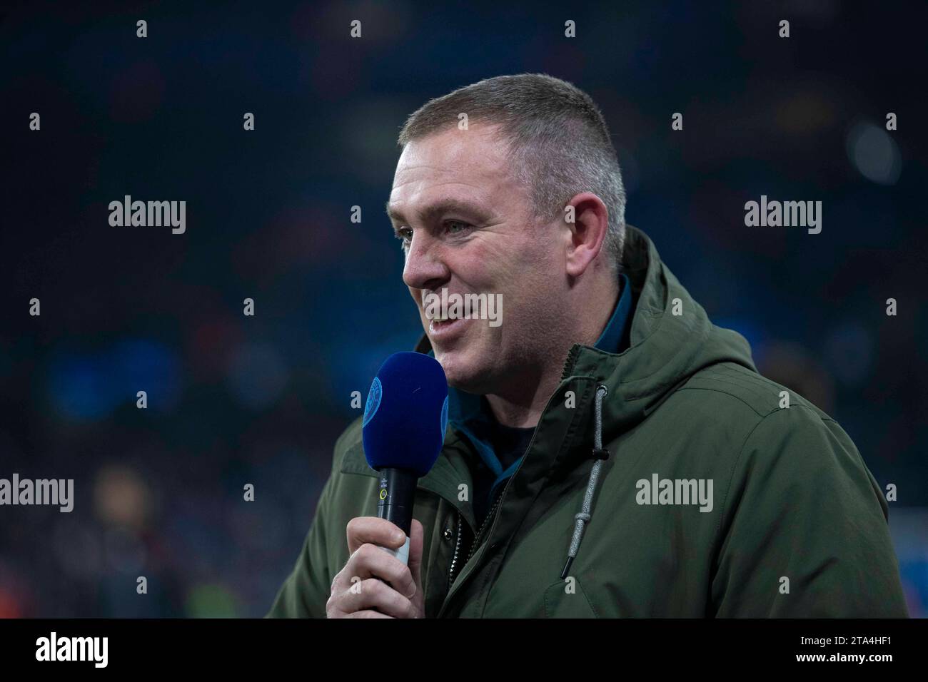 Richard Dunne durante la partita di UEFA Champions League, gruppo G tra Manchester City e RB Leipzig all'Etihad Stadium di Manchester martedì 28 novembre 2023. (Foto: Mike Morese | mi News) crediti: MI News & Sport /Alamy Live News Foto Stock