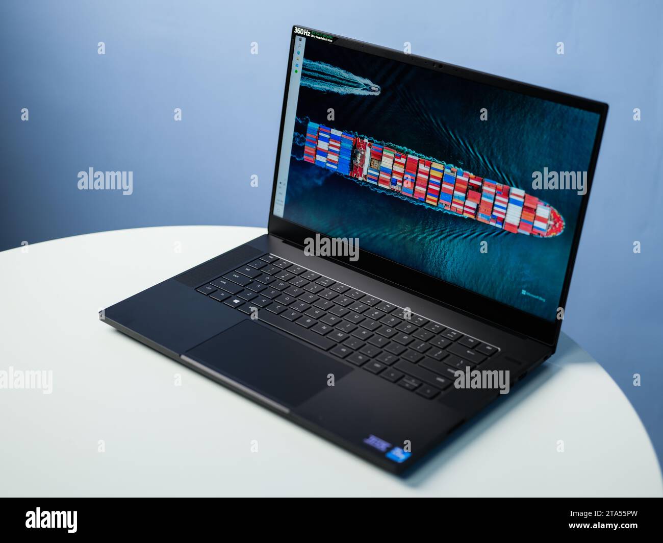 HCMC, VN - dicembre 2023. Laptop Raer Blade 15 Foto Stock