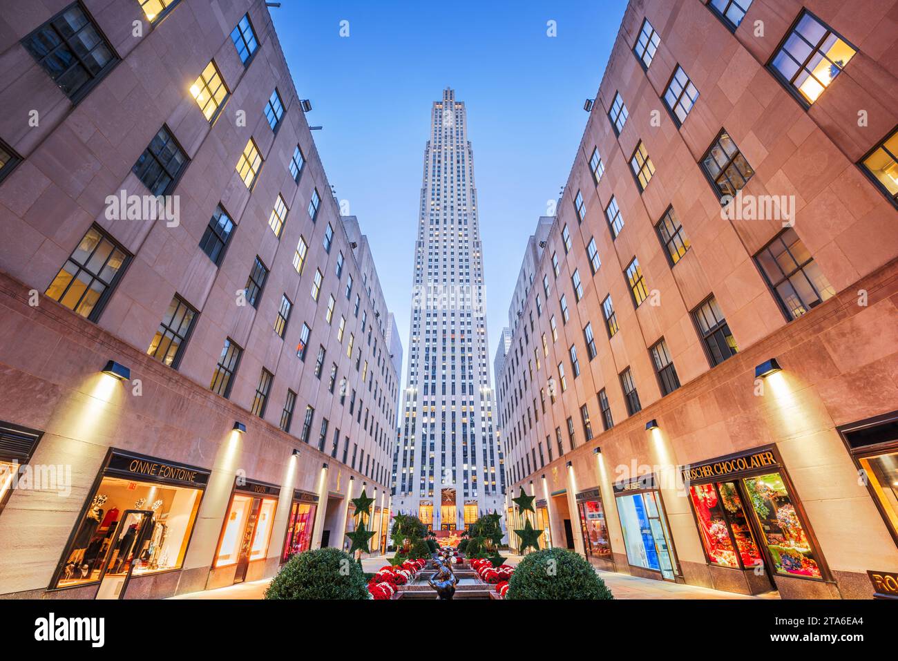 NEW YORK CITY - 2 Novembre 2016: Rockefeller Center di New York. Il punto di riferimento storico è stato completato nel 1939. Foto Stock