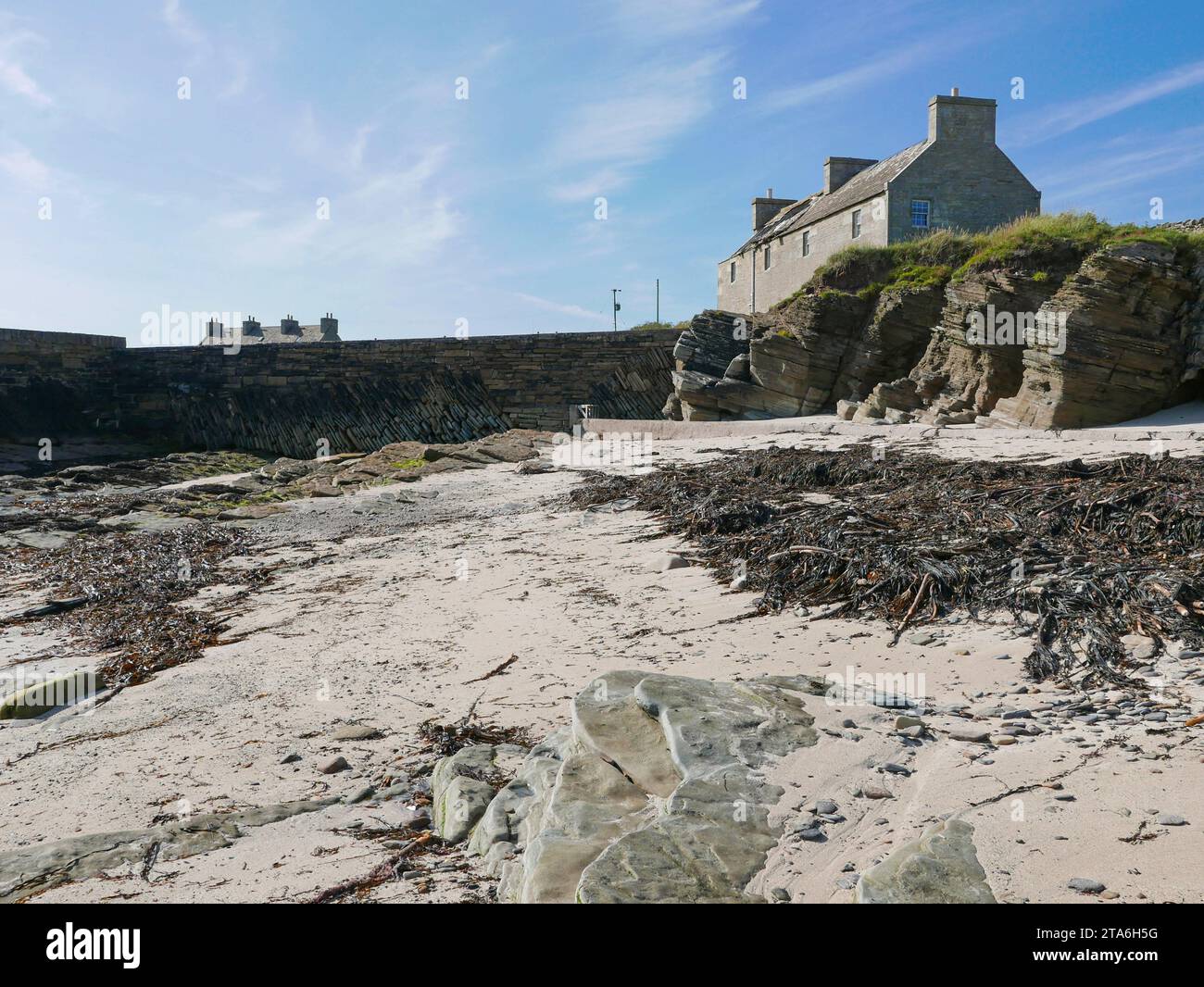 Fresgoe Harbour by Sandside Bay vicino al villaggio di Reay a Caithness, Scozia settentrionale Foto Stock