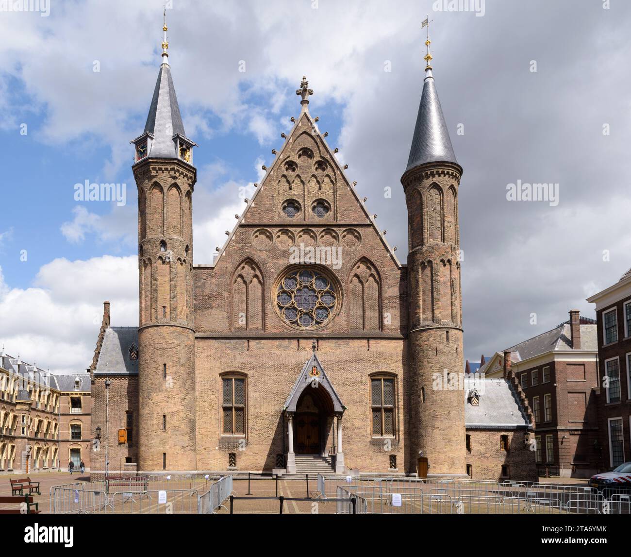 L'AIA, PAESI BASSI - 21 MAGGIO 2021: The Ridderzaal (sala dei Cavalieri) al Binnenhof dell'Aia, Paesi Bassi Foto Stock