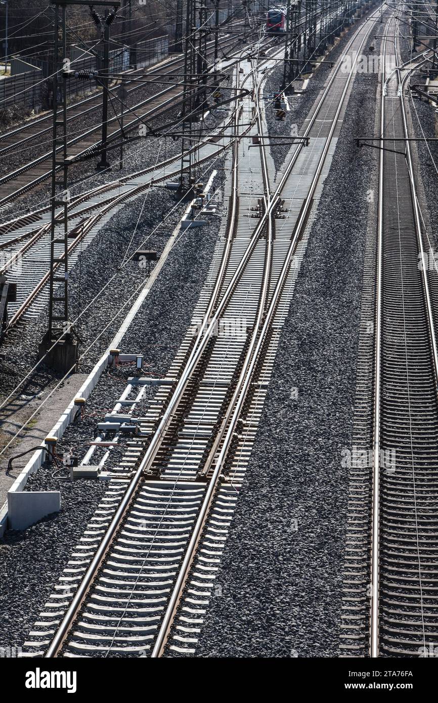 La ferrovia ad alta velocità Hannover-Würzburg, Nörten-Hardenberg, distretto di Northeim, bassa Sassonia, Germania, Europa Foto Stock