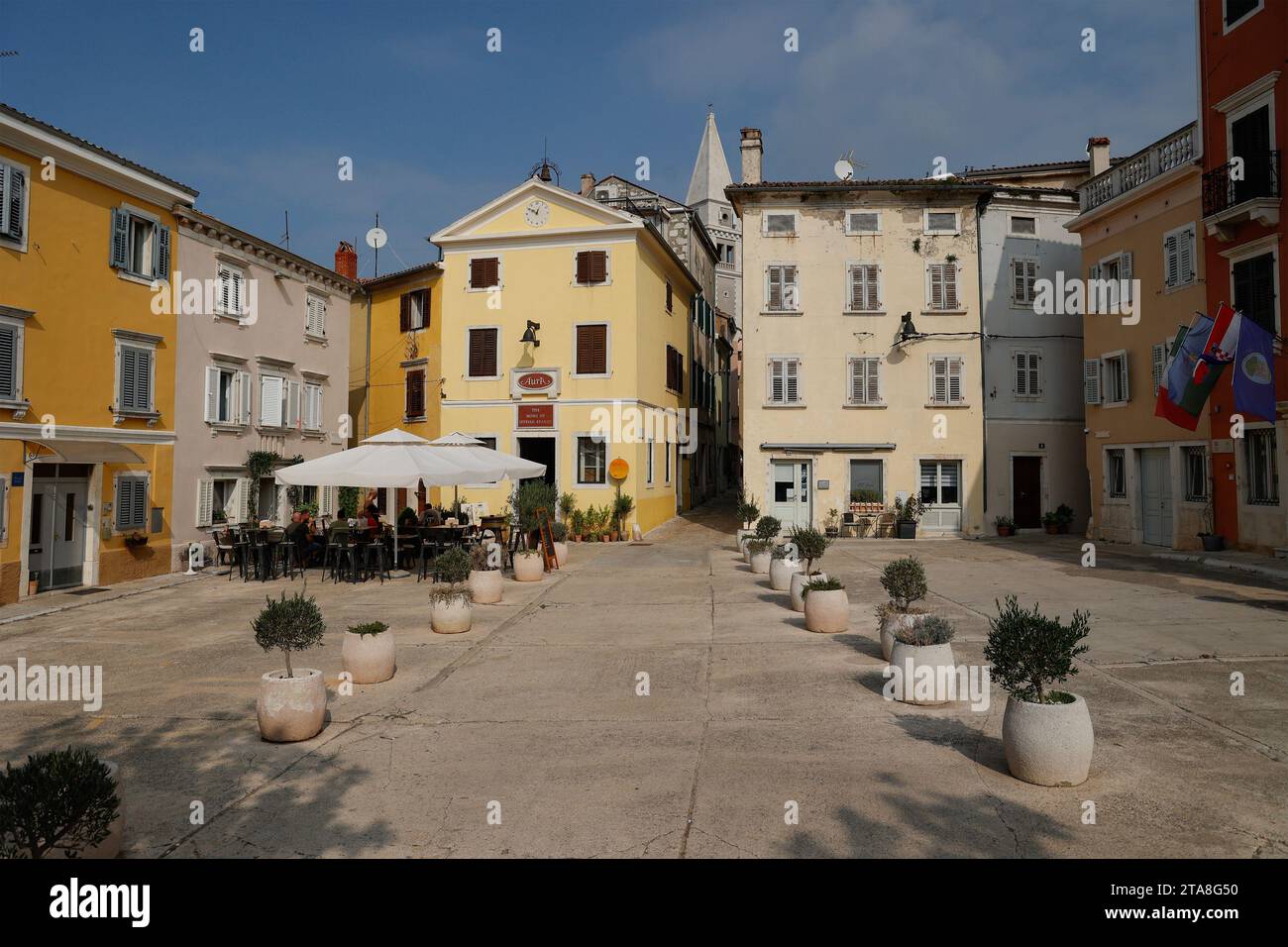 Piazza Degrassi in Orsera, Istria, Croazia, Europa. Foto Stock