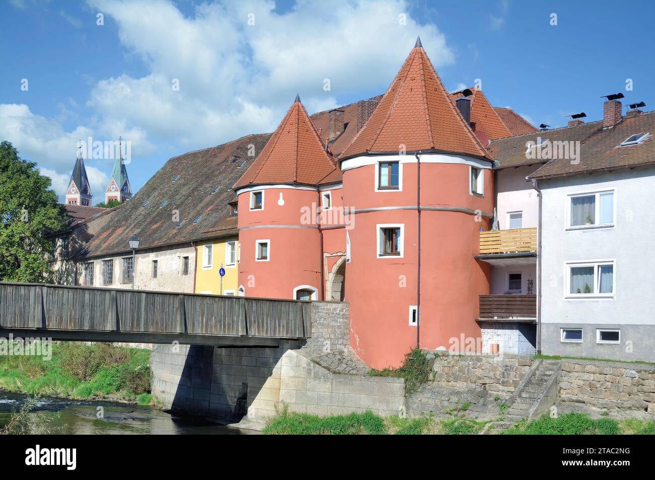 La famosa porta storica della birra si trova a Biertor nella città di Cham, nell'alto Palatinato, nella foresta bavarese, in Baviera, in Germania Foto Stock
