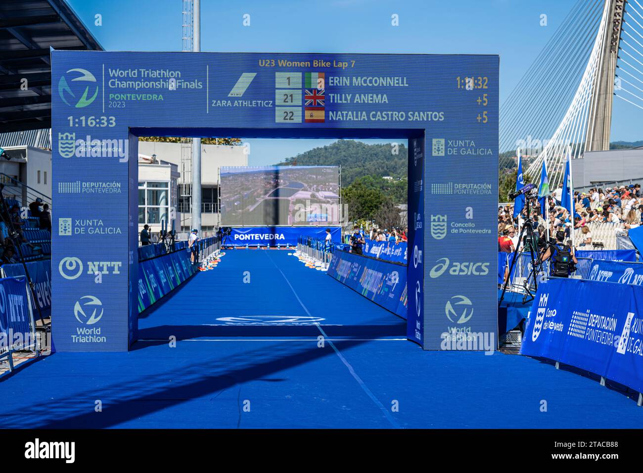Pontevedra traguardo della Triathlon World Championship Series 2023. Foto Stock