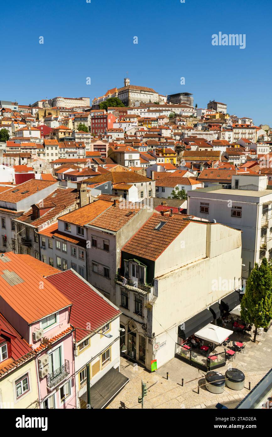 Ammira il paesaggio urbano dall'alto, Coimbra, Portogallo Foto Stock