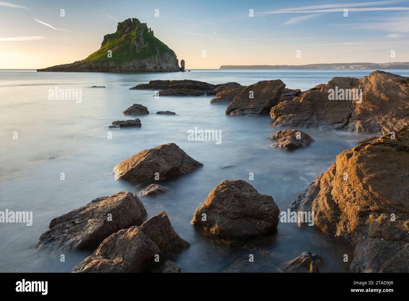 Thatcher Rock al largo della costa di Torquay, Devon, Inghilterra. Inverno (febbraio) 2022. Foto Stock