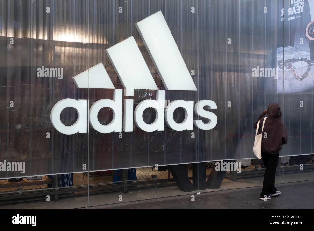 Adidas store london immagini e fotografie stock ad alta risoluzione Alamy