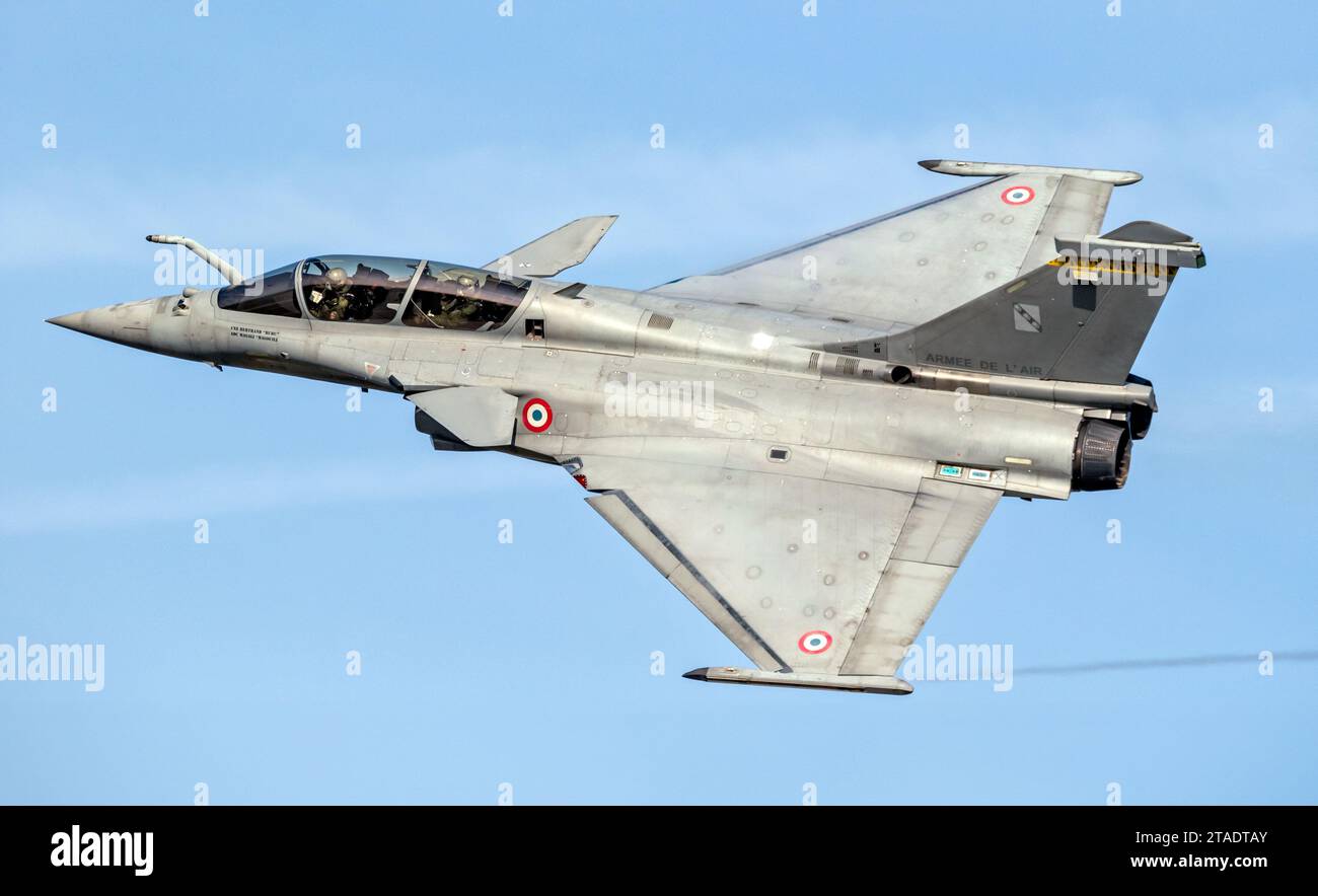 L'Aeronautica militare francese Dassault Rafele in volo sulla base aerea Kleine-Brogel, Belgio - 13 settembre 2021 Foto Stock