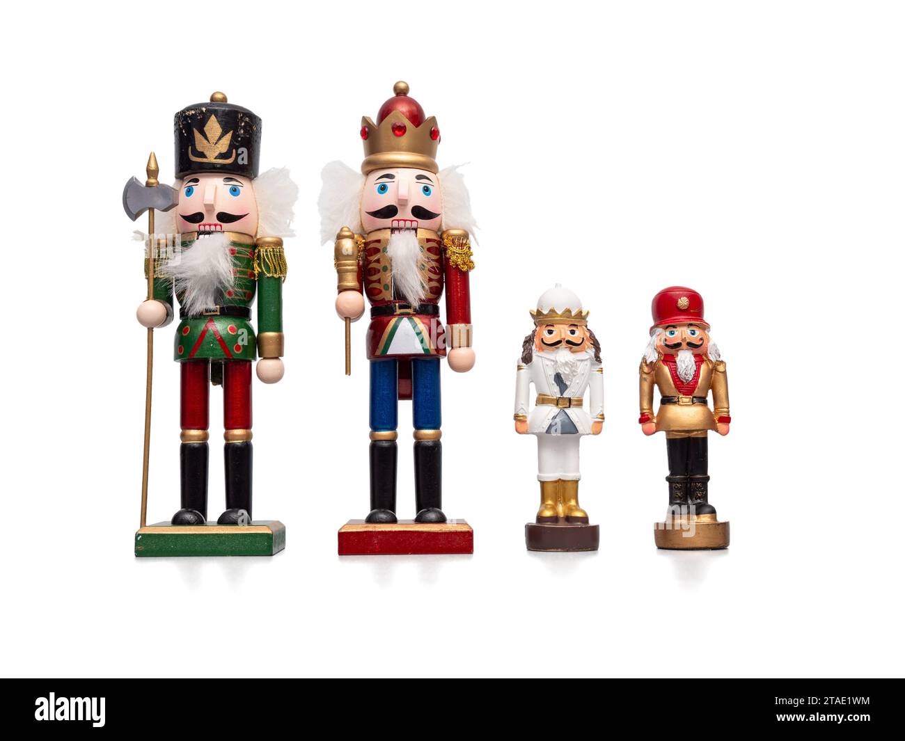 Lo Schiaccianoci di Natale isolato su sfondo bianco. Tradizionale statuetta in legno. Foto Stock