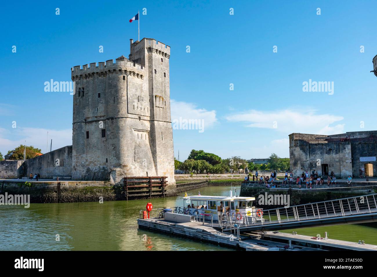 Francia, Charente-Maritime (17), la Rochelle, la torre Saint-Nicolas all'ingresso del Porto Vecchio Foto Stock