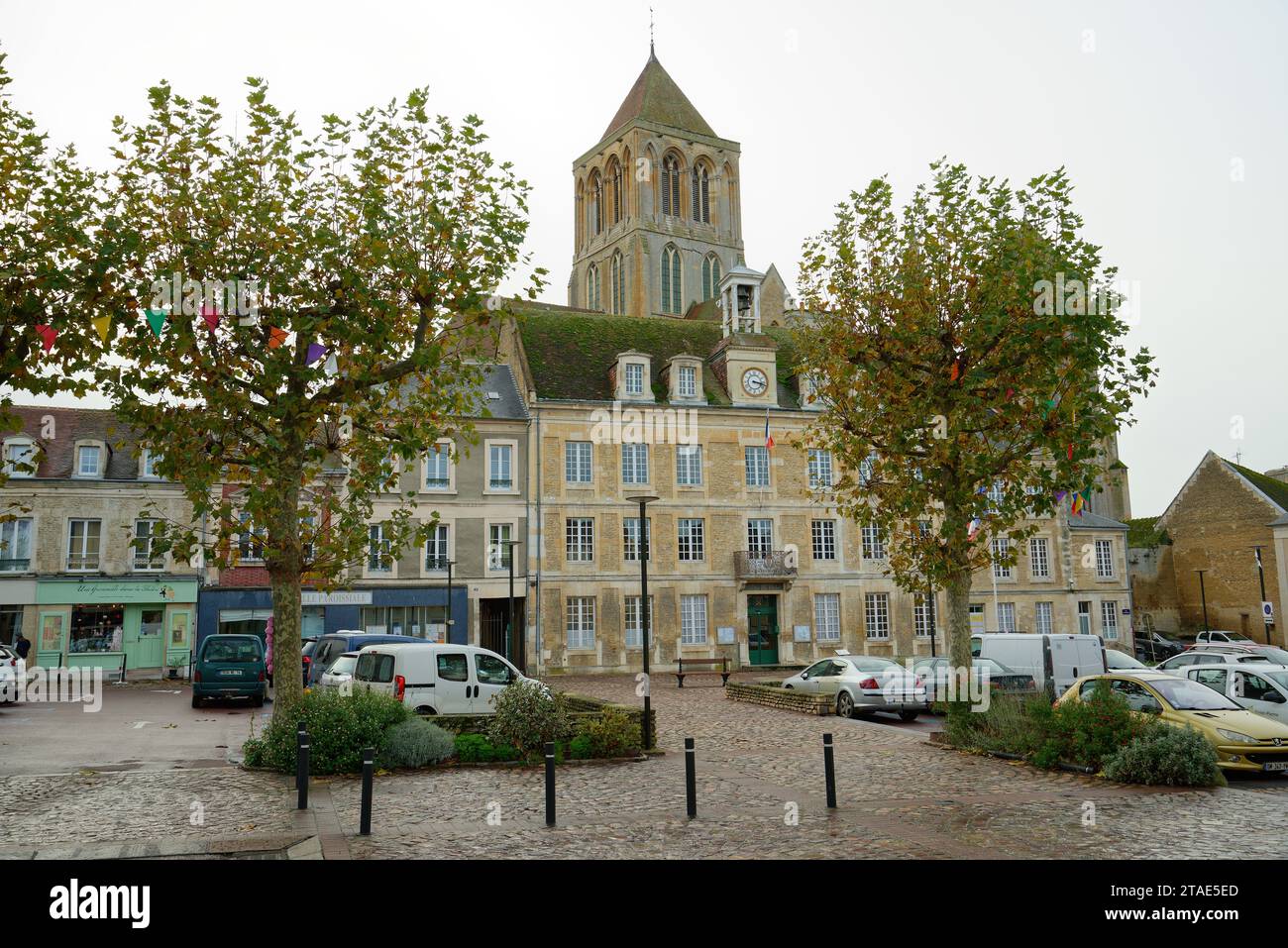 La città di Saint Pierre en Auge, nella regione di Calvados in Normandia, Francia settentrionale. Foto Stock