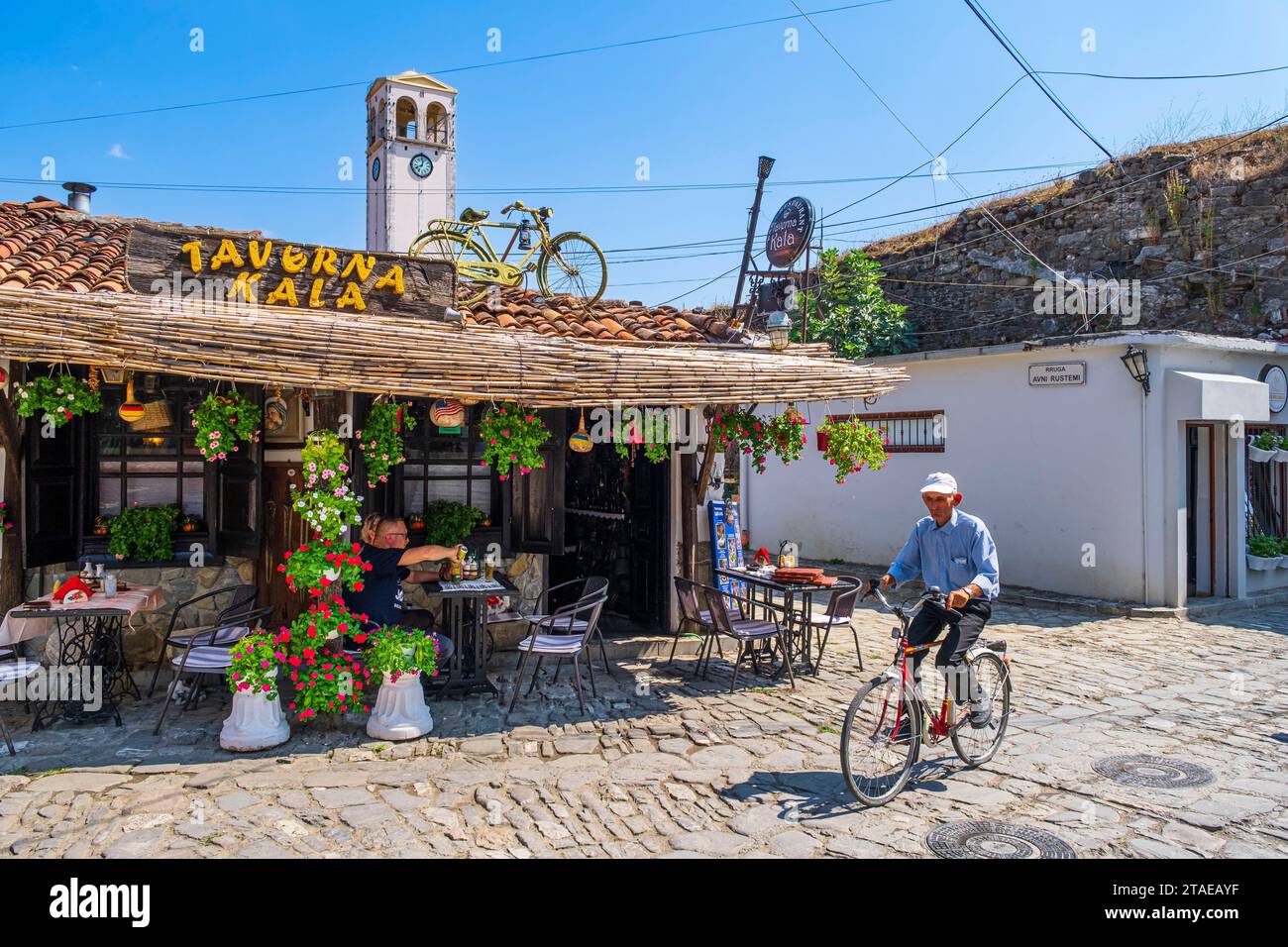Albania, Elbasan, ristorante Taverna Kala all'interno della cittadella medievale Foto Stock