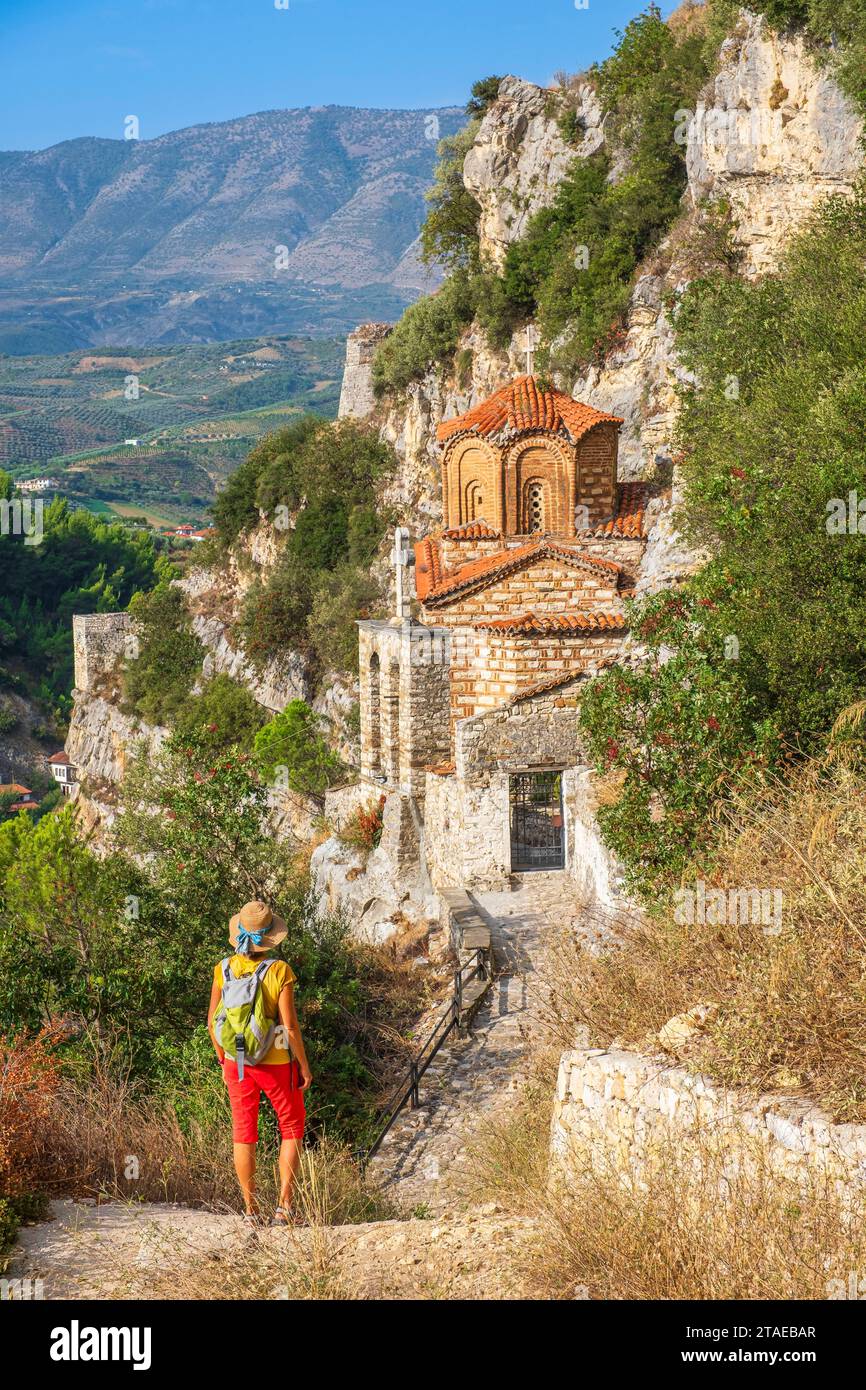 Albania, Berat, il centro storico dichiarato patrimonio dell'umanità dall'UNESCO, St Chiesa medievale bizantina di Michele Foto Stock