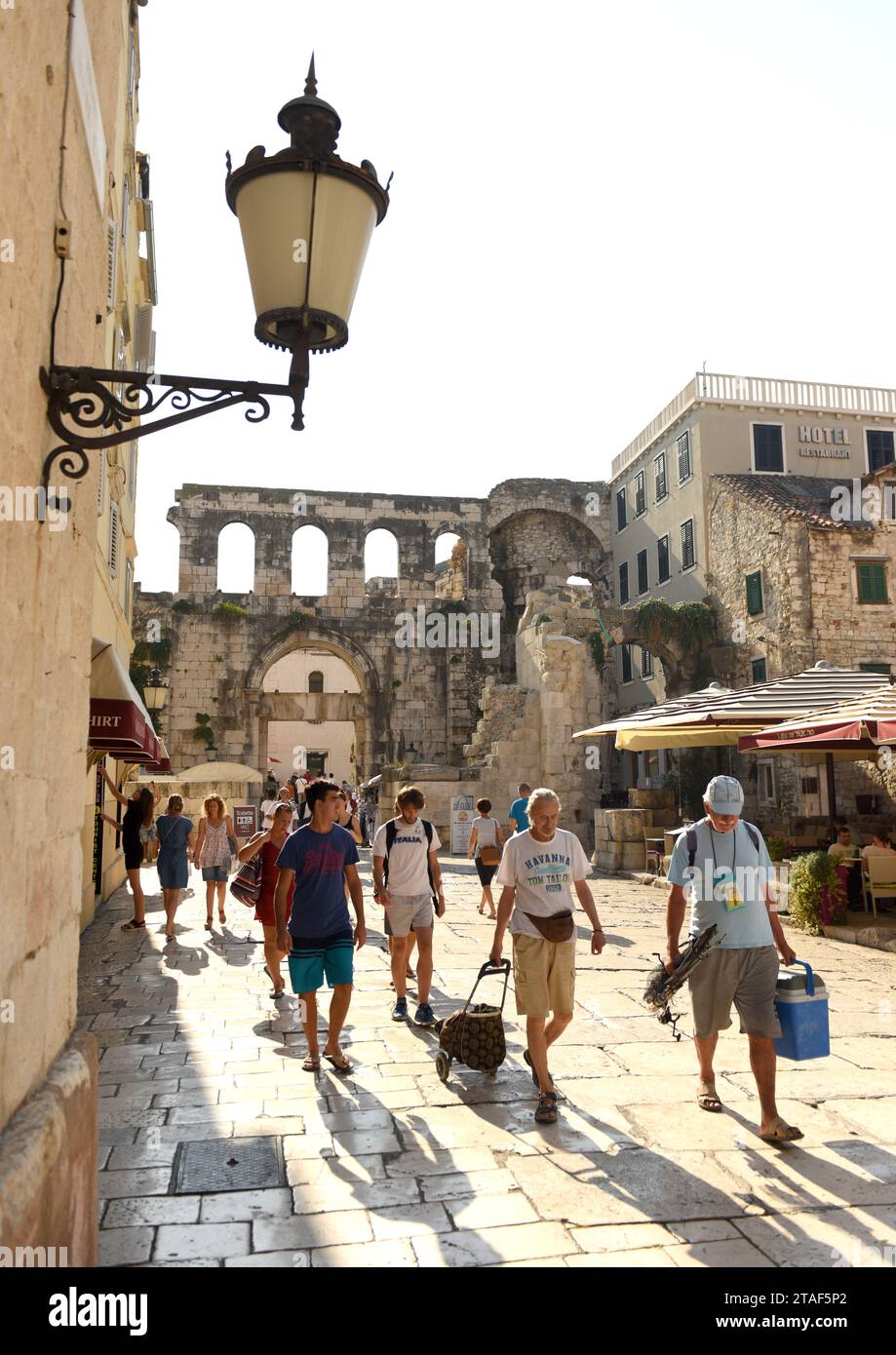 Spalato, Croazia - agosto 2017: Gente in centro la città di Spalato, Croazia. Foto Stock