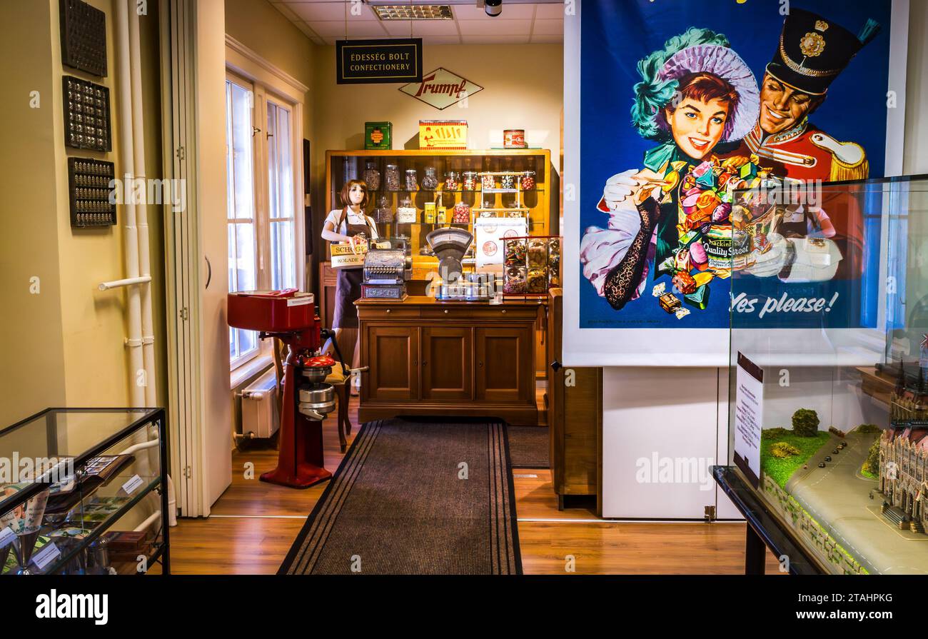 BUDAPEST, UNGHERIA - 2 NOVEMBRE 2022: Museo del cioccolato Szamos nel centro di Budapest Foto Stock