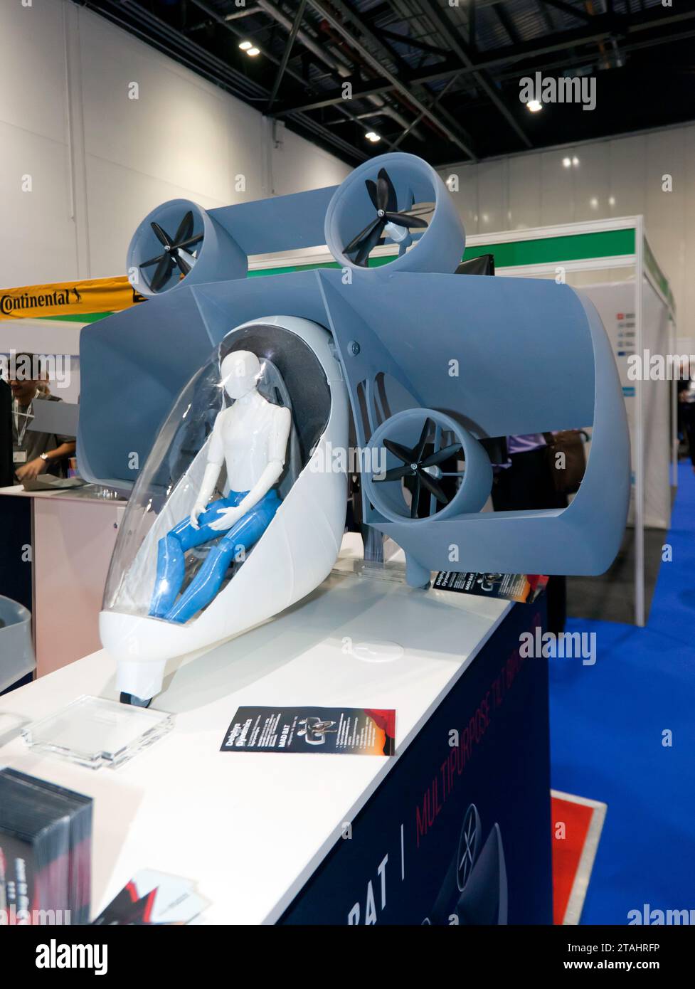 Vista dello stand per aeromobili Mad Bat Concept VTOL di Delphys Dynamics S.R.L al DroneX 2023 Foto Stock