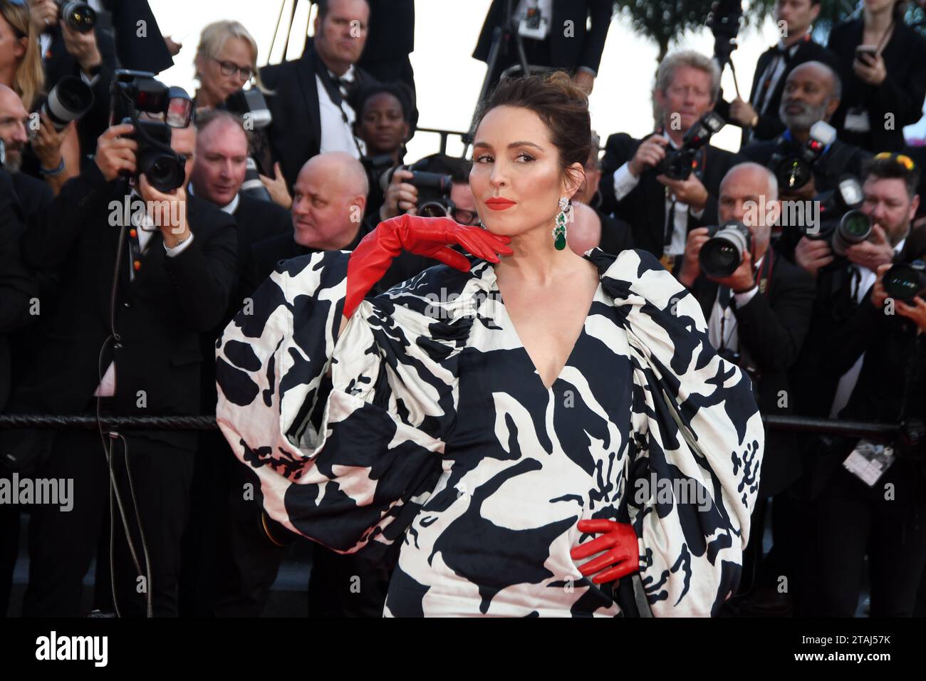 CANNES, FRANCIA - MAGGIO 25: Noomi Rapace assiste alla proiezione di "Elvis" durante il 75° festival annuale del cinema di Cannes al Palais des Festivals il 25 maggio 2 Foto Stock