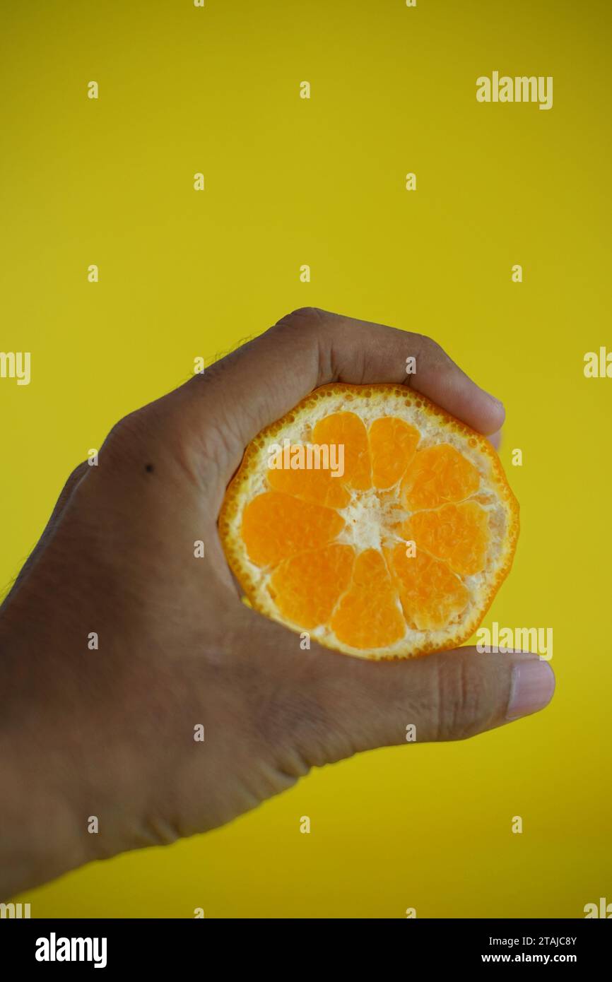 frutta fresca d'arancia. Le arance hanno benefici per il sistema immunitario. Foto Stock