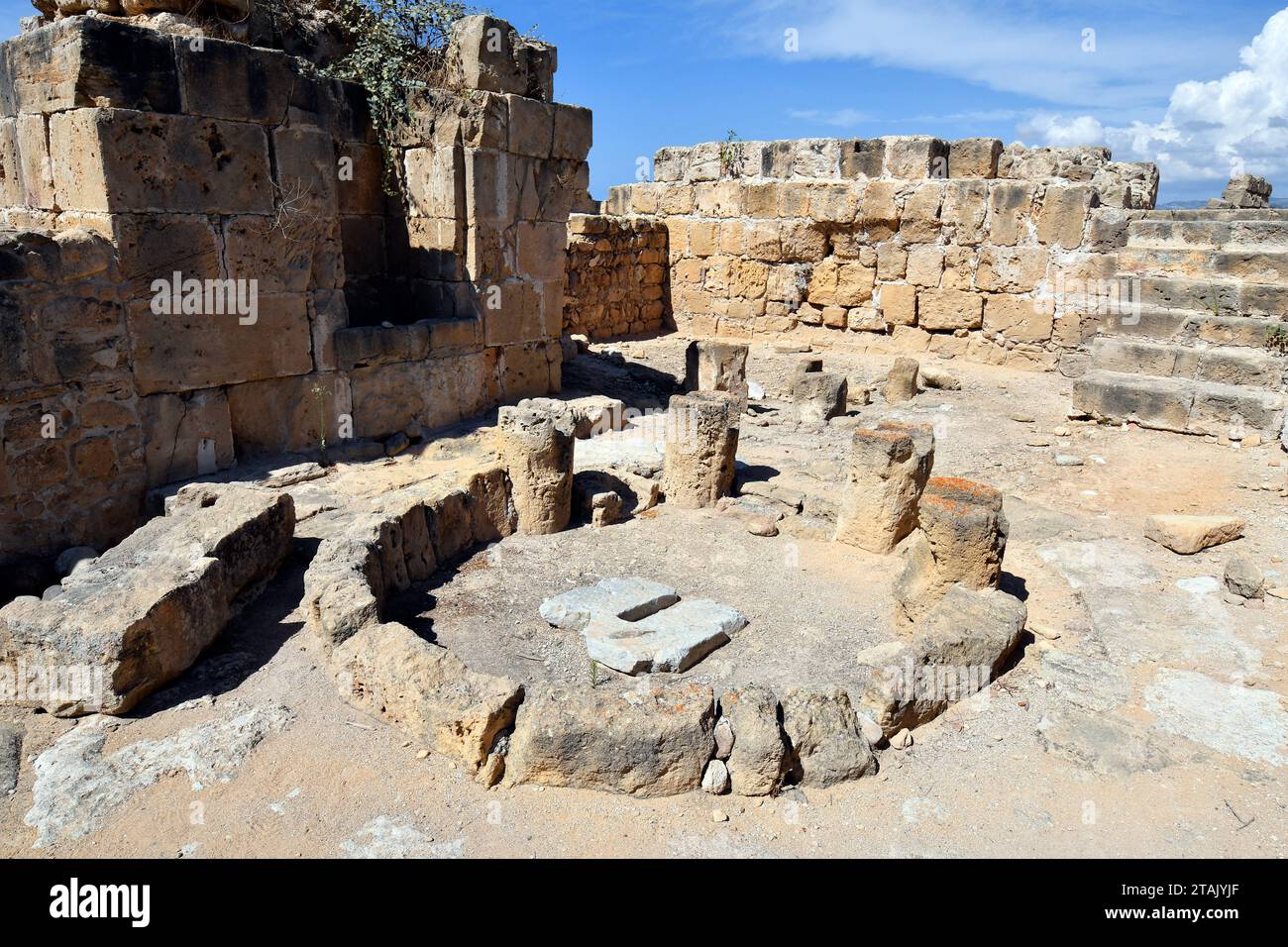 Paphos, Cipro - 2 ottobre 2023: Parco archeologico di Kato Paphos - un sito patrimonio dell'umanità dell'UNESCO, Paphos alias Pafos è stata capitale europea della cultura Foto Stock