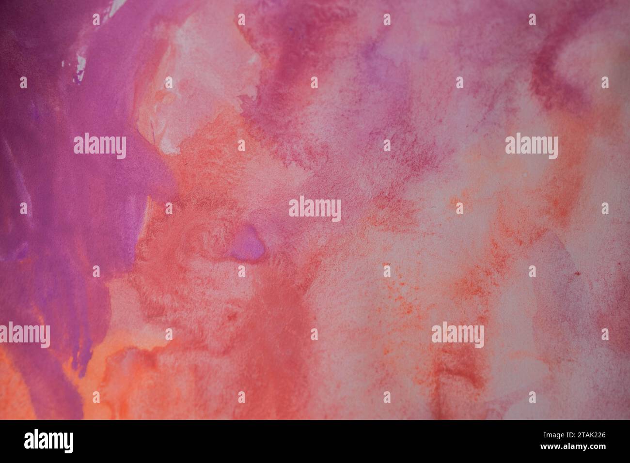 sfondo vinoso ad acquerello, sfumature di rosso. Foto Stock