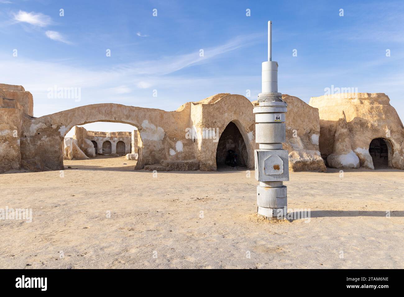 NAFTA, Tozeur, Tunisia. 18 marzo 2023. Set cinematografico di Star Wars per il mercato Mos Espa vicino a NAFTA, Tunisia. Foto Stock