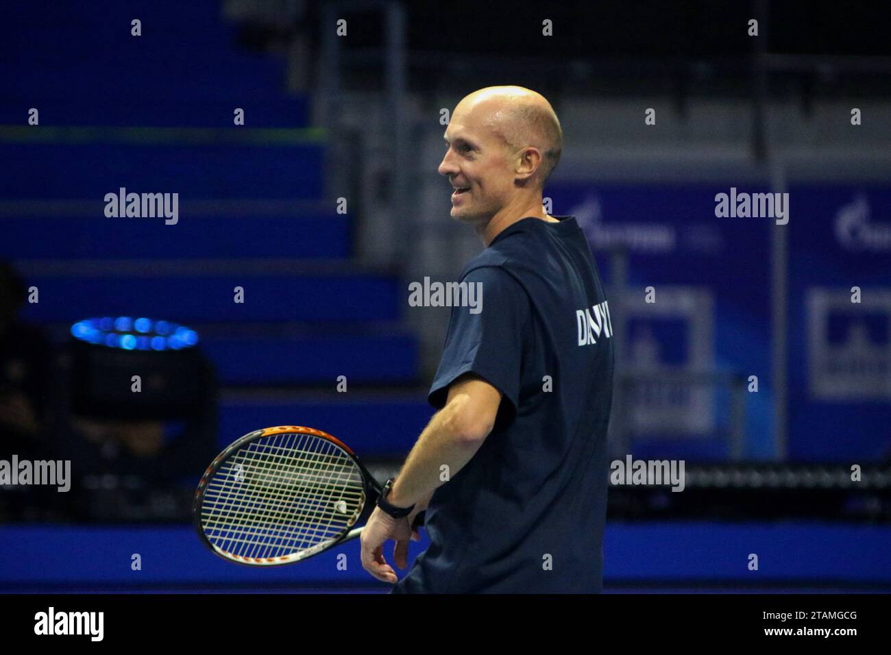 San Pietroburgo, Russia. 1 dicembre 2023. Nikolay Davydenko della Russia visto durante la partita di tennis mostra del North Palmyra Trophies - International Team Exhibition Tennis Tournament contro Daniel Khazime della Russia alla KSK Arena. Credito: SOPA Images Limited/Alamy Live News Foto Stock