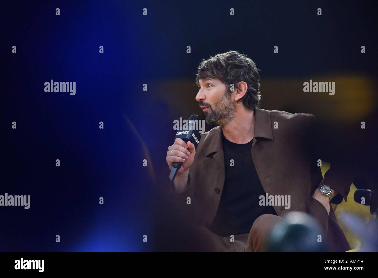 San Paolo, Brasile. 1 dicembre 2023. São PAOLO, BRASILE - DICEMBRE: L'attore Michiel Huisman parla ai tifosi durante il Comic-con Experience-CCXP 2023 all'Expo di San Paolo il 1 dicembre 2023, a San Paolo, Brasile. (Foto di Leandro Bernardes/PxImages) credito: PX Images/Alamy Live News Foto Stock