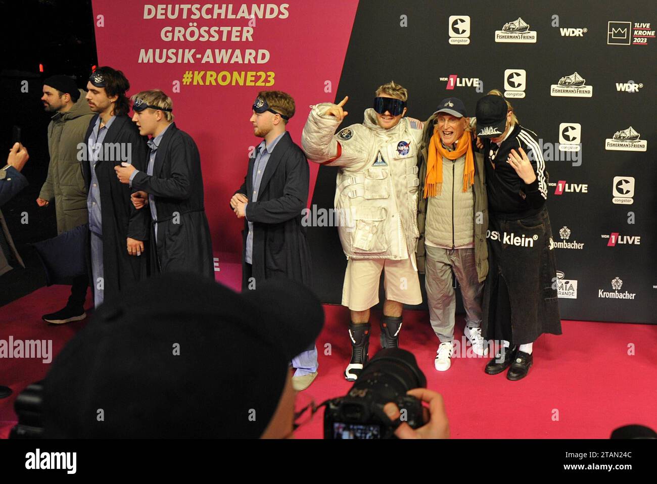 Komic Rapper Joost, otto Waalkes und Ski Aggu v.re. 11/23 thg v.re.: Joost, otto ...