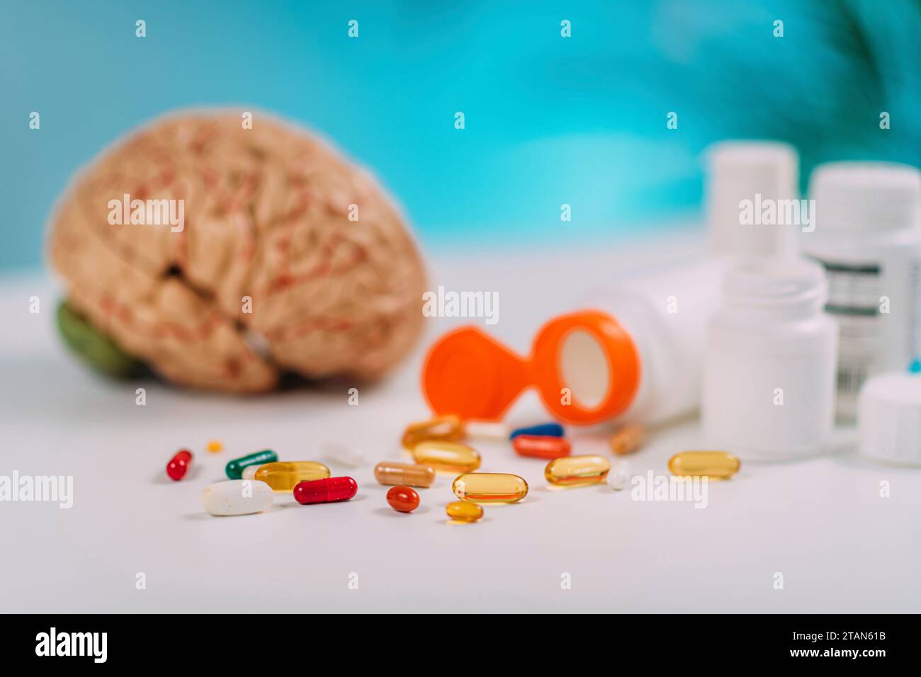 Supplementi di miglioramento cognitivo, immagine concettuale Foto Stock