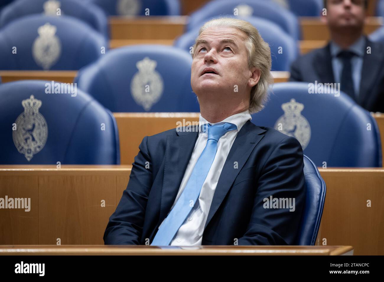 L'AIA - Geert Wilders (PVV) nella camera dei rappresentanti durante la votazione sul riconteggio dei voti espressi durante le elezioni della camera dei rappresentanti. La ragione è che le differenze di conteggio sono inspiegabili in quattro seggi elettorali a Tilburg. Potrebbe essere eccitante, soprattutto per D66 e SP. Il D66 perse un seggio residuo a favore dei socialisti a causa di una differenza di 160 voti. ANP LAURENS VAN PUTTEN netherlands Out - belgium Out Credit: ANP/Alamy Live News Foto Stock