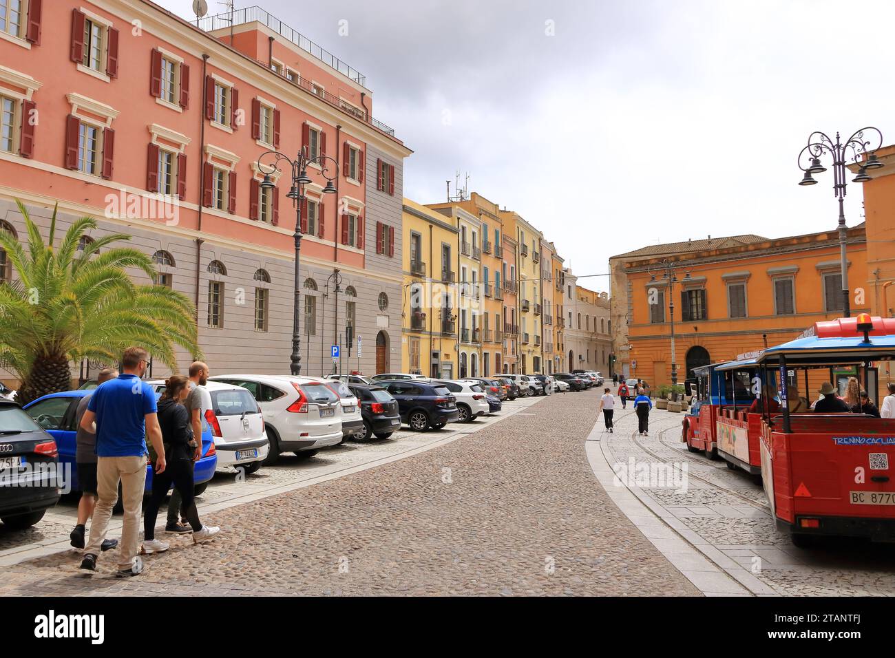 21 maggio 2023 - Cagliari, Sardegna in Italia: Area intorno al Museo Archeologico Nazionale nel quartiere Castello di Cagliari Foto Stock