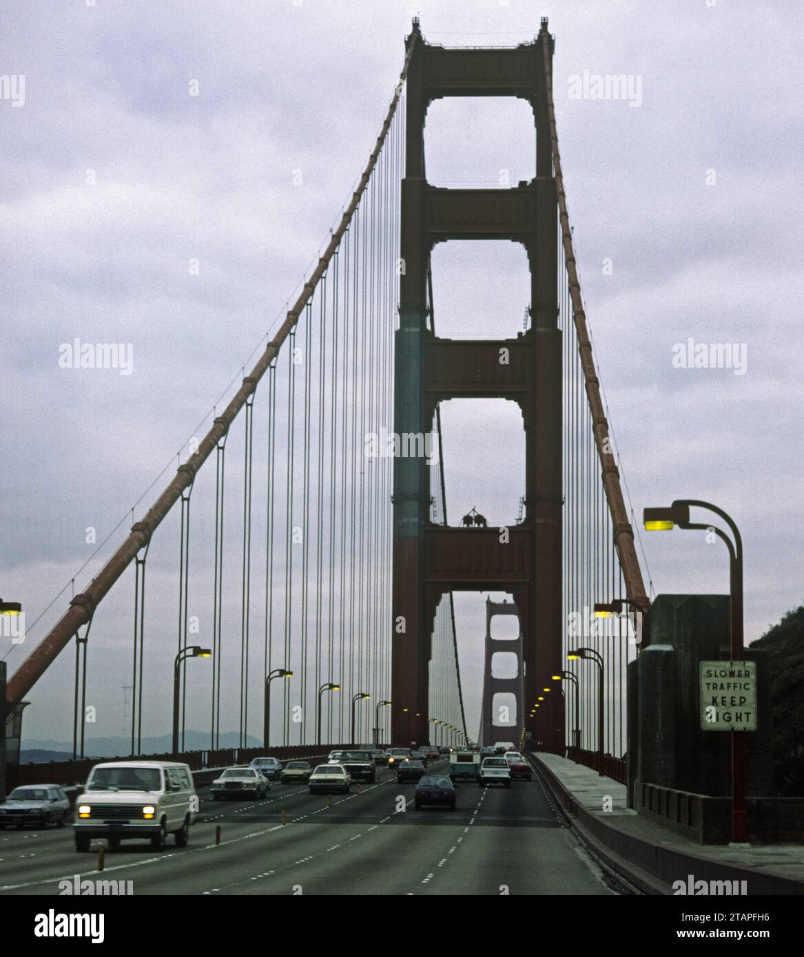 PONTE GOLDEN GATE DI SAN FRANCISCO - CALIFORNIA USA - INIZIO 1980S - DIAPOSITIVE A COLORI © F.BEAUMONT Foto Stock
