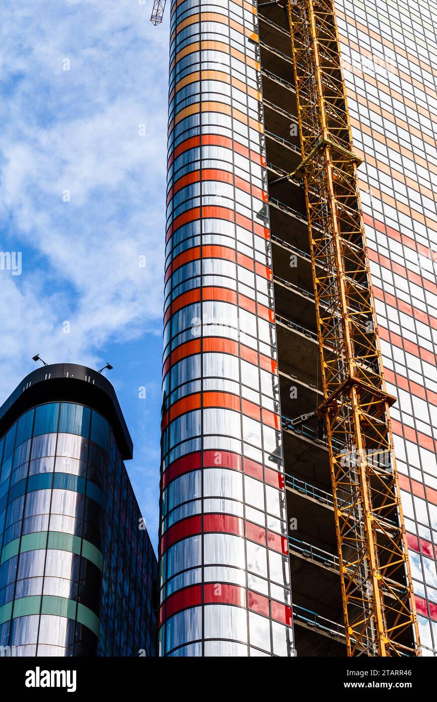 Viaggia in Georgia - costruzione di edifici alti nella città di Batumi nelle giornate di sole Foto Stock