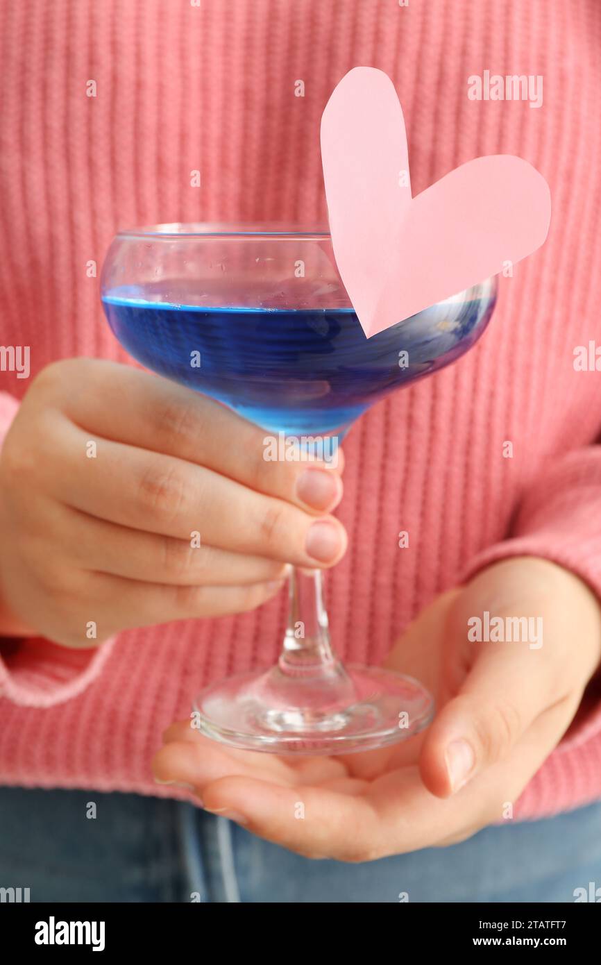 8 Ciondoli A Cuore Per Bicchieri Da Vino – San Valentino – Identificatori Per Bevande In Zinco Colorato Per Feste, Matrimoni, Bar