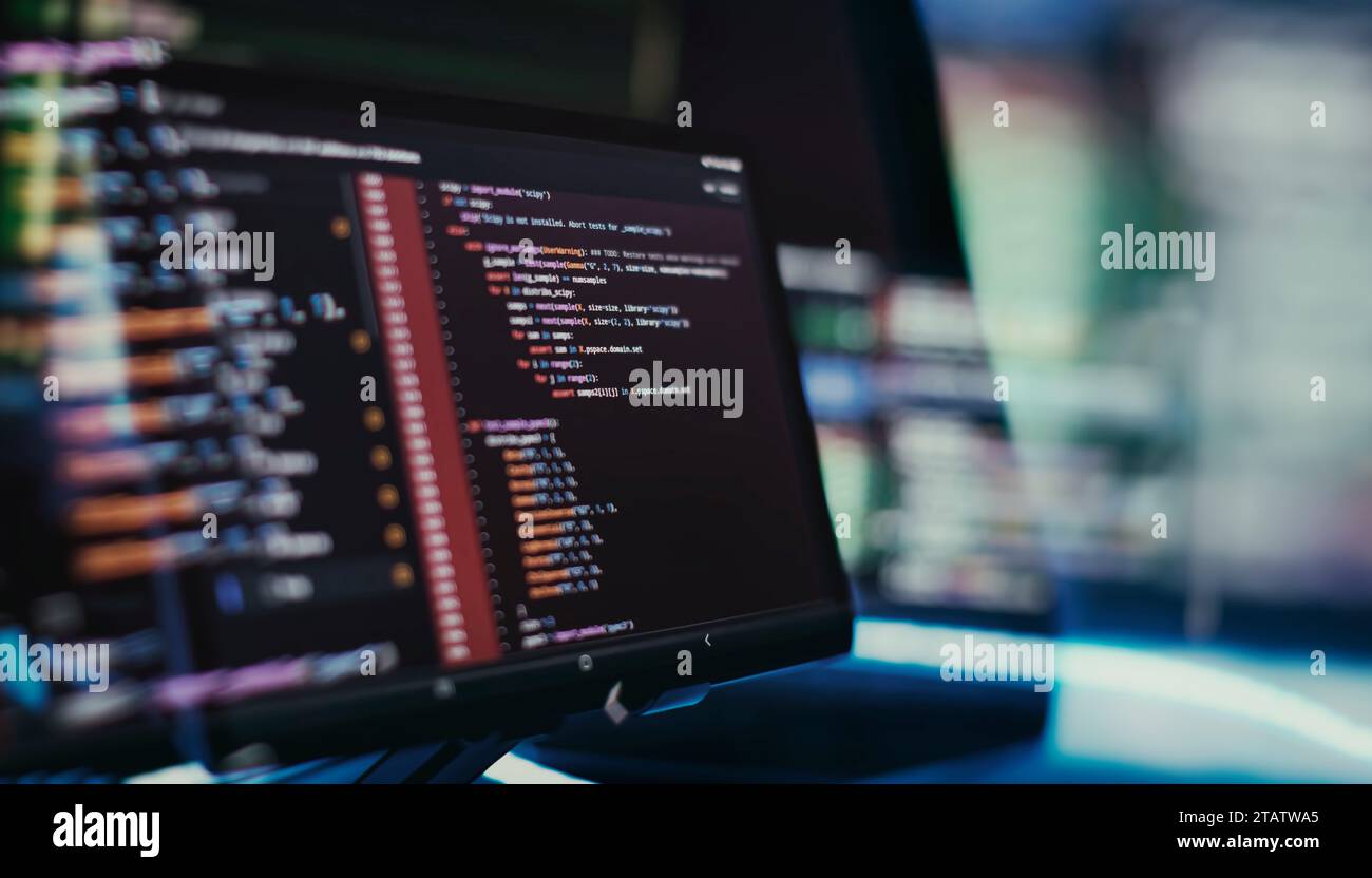 Sviluppo del concetto industriale della tecnologia digitale di tecnologie di programmazione e codifica. Foto Stock