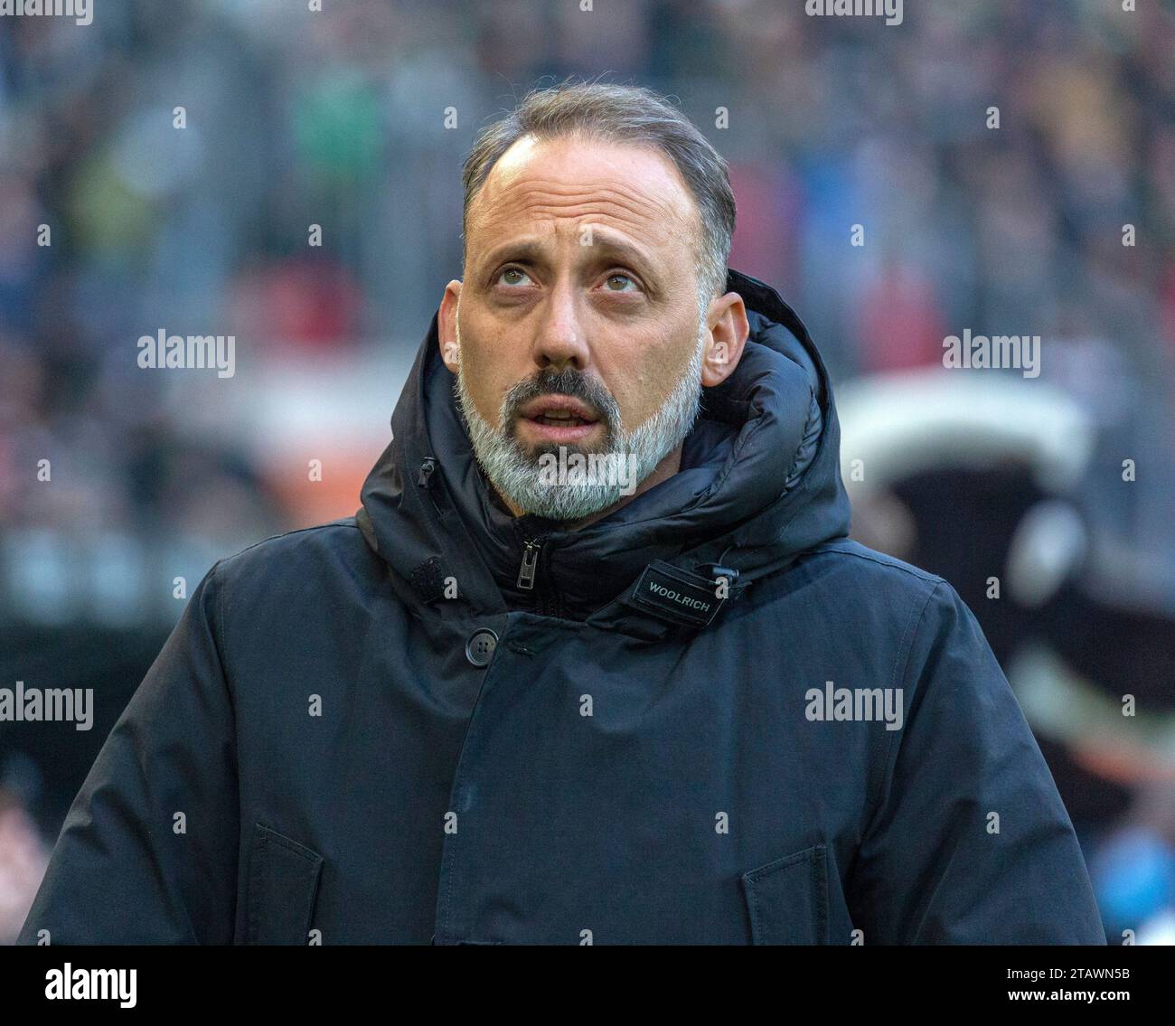 Sport, Fussball, Bundesliga, 2023/2024, Borussia Moenchengladbach vs. TSG 1899 Hoffenheim 2-1, Stadion Borussia-Park, Cheftrainer Pellegrino Matarazzo (TSG), DFL I REGOLAMENTI VIETANO QUALSIASI USO DI FOTOGRAFIE COME SEQUENZE DI IMMAGINI E/O QUASI-VIDEO, sport, calcio, Bundesliga, 2023/2024, Borussia Moenchengladbach vs. TSG 1899 Hoffenheim 2-1, Stadium Borussia Park, capo allenatore Pellegrino Matarazzo (TSG), REGOLAMENTI DFL VIETANO QUALSIASI USO DI FOTOGRAFIE COME SEQUENZE DI IMMAGINI E/O QUASI-VIDEO *** didascalia locale *** sport, calcio, Bundesliga, 2023/2024, Borussia Moenchengladbach vs. TSG 1899 Hoffenhei Foto Stock