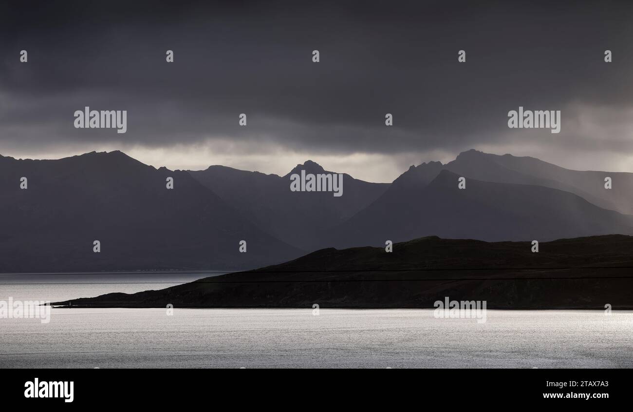 Isola di Bute e isola di Arran da Great Cumbrae, Scozia, Regno Unito Foto Stock