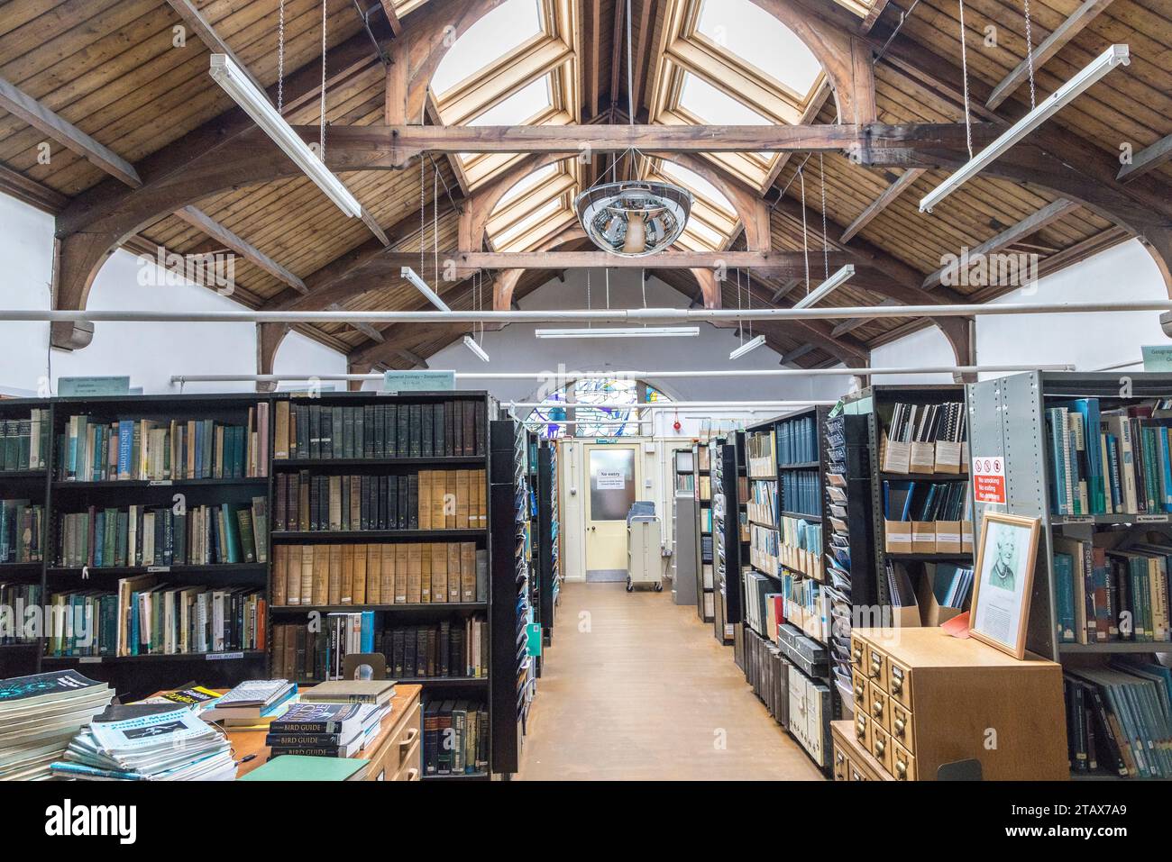 La biblioteca scientifica del Field Studies Council Center a Great Cumbrae, Scozia, Regno Unito Foto Stock