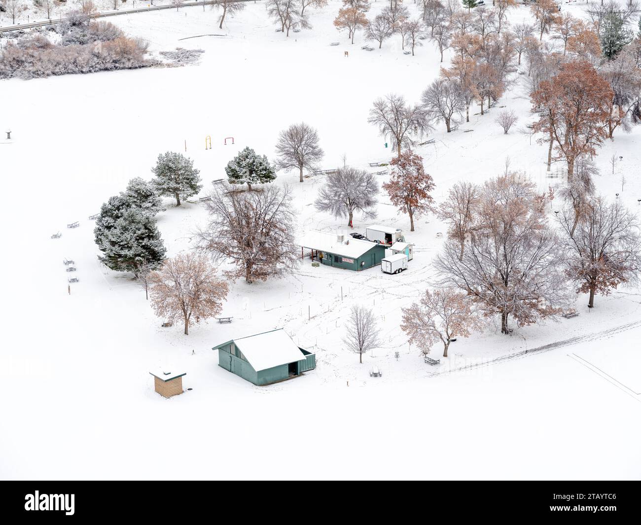 Parco pubblico su un'isola in inverno Foto Stock