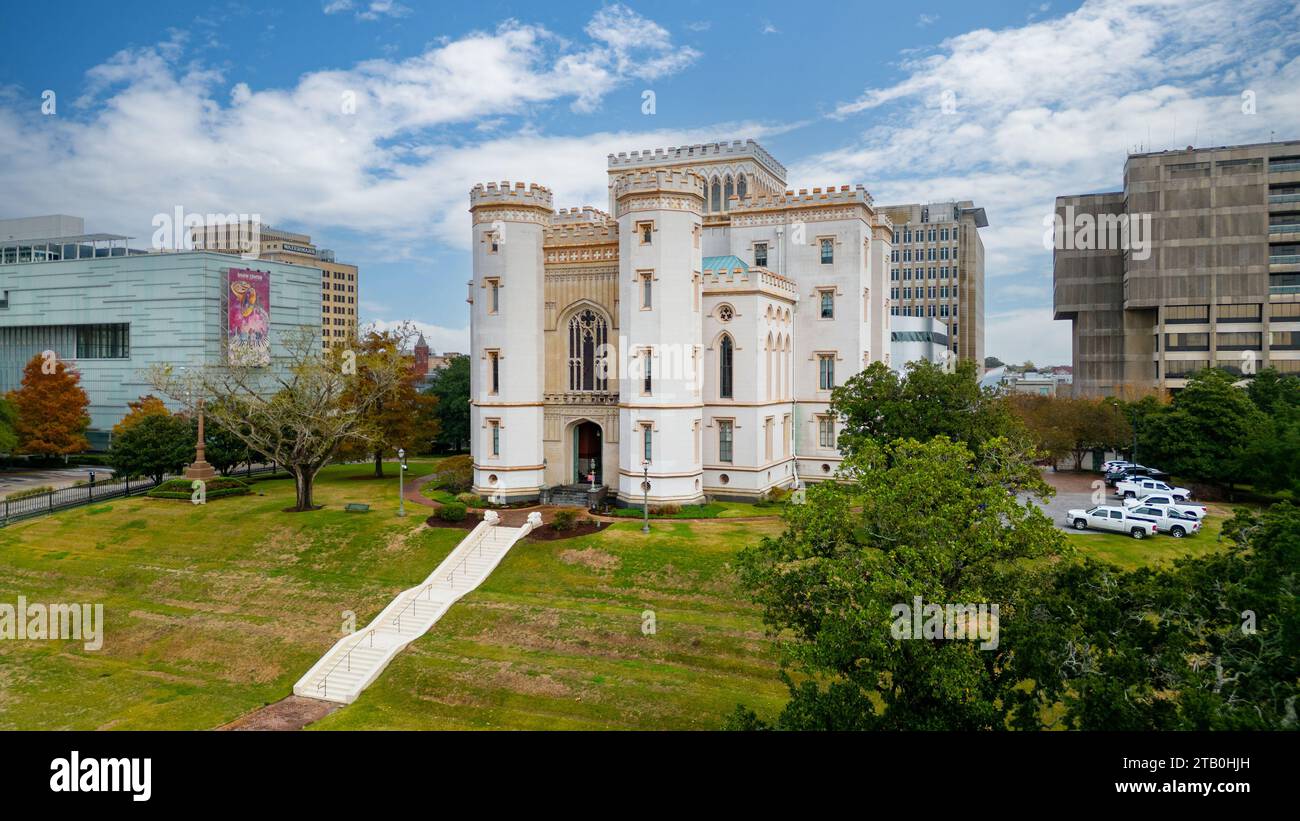 Baton Rouge, LOUISIANA - 1° dicembre 2023: L'Old Louisiana State Capitol Building a Baton Rouge, LOUISIANA Foto Stock